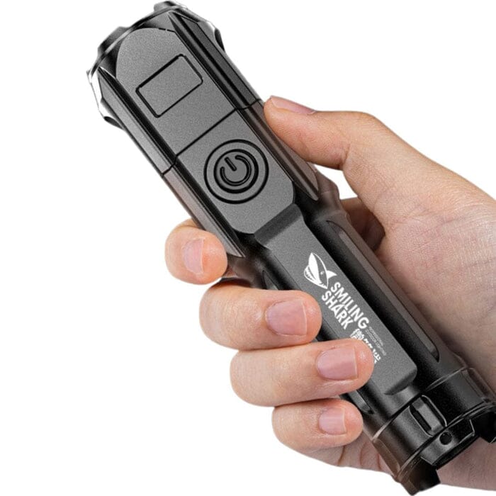 Lanterna Tática Portátil - A Mais Poderosa do Mundo JM850